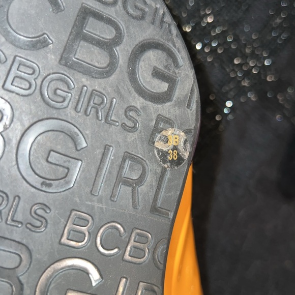 BCBGirls Size 7.5 Peeptoe Colorblock Wedges - Picture 10 of 13